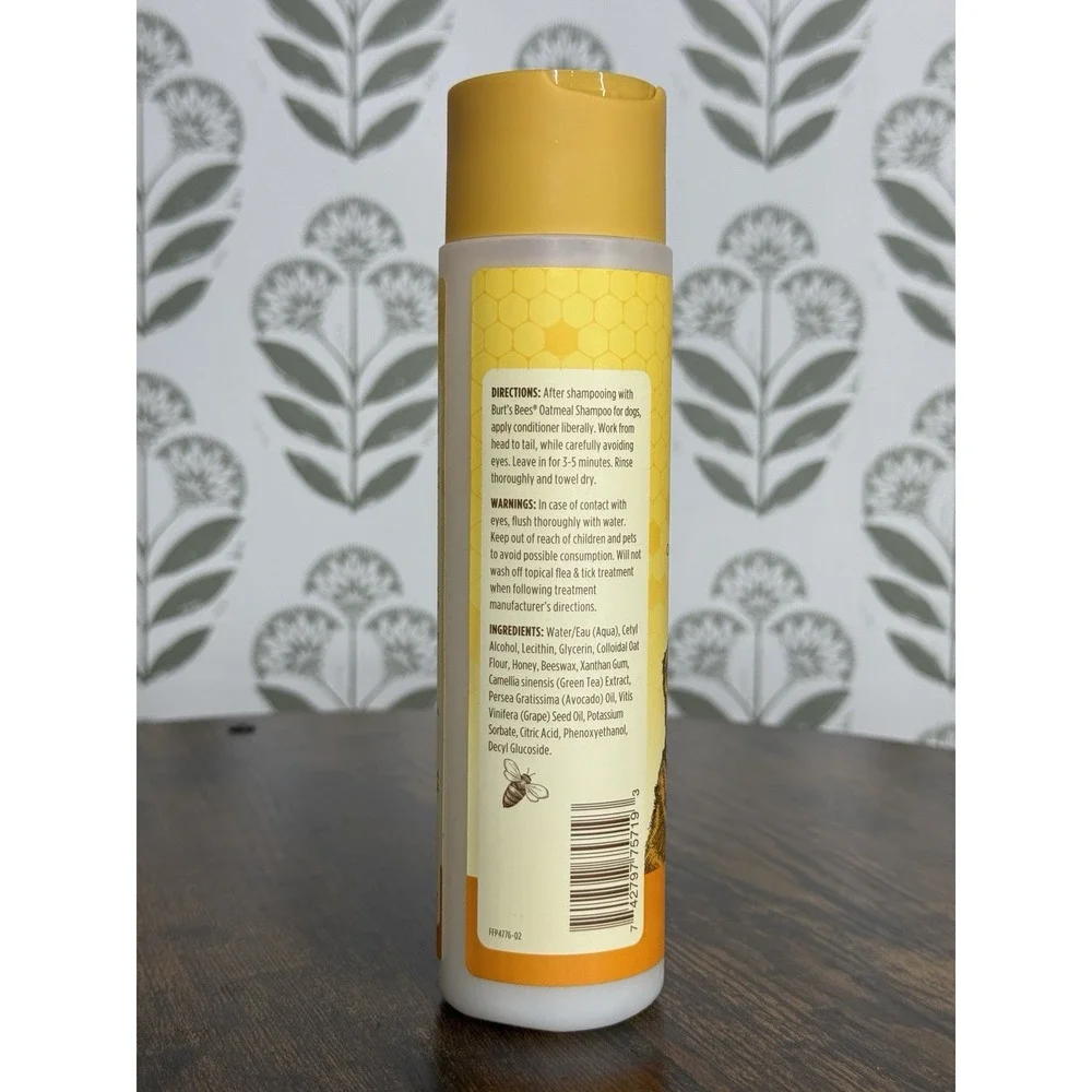 Burt's Bees Oatmeal Dog Conditioner with Coconut Oil & Honey, 20 fl oz
